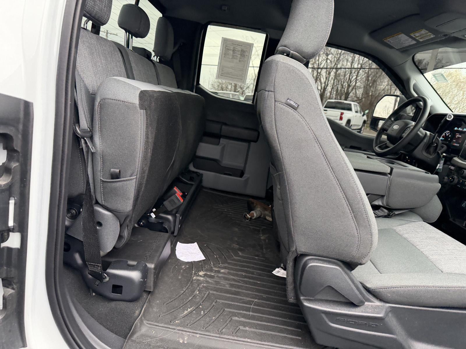 2025 Ford Super Duty F-350 SRW XL