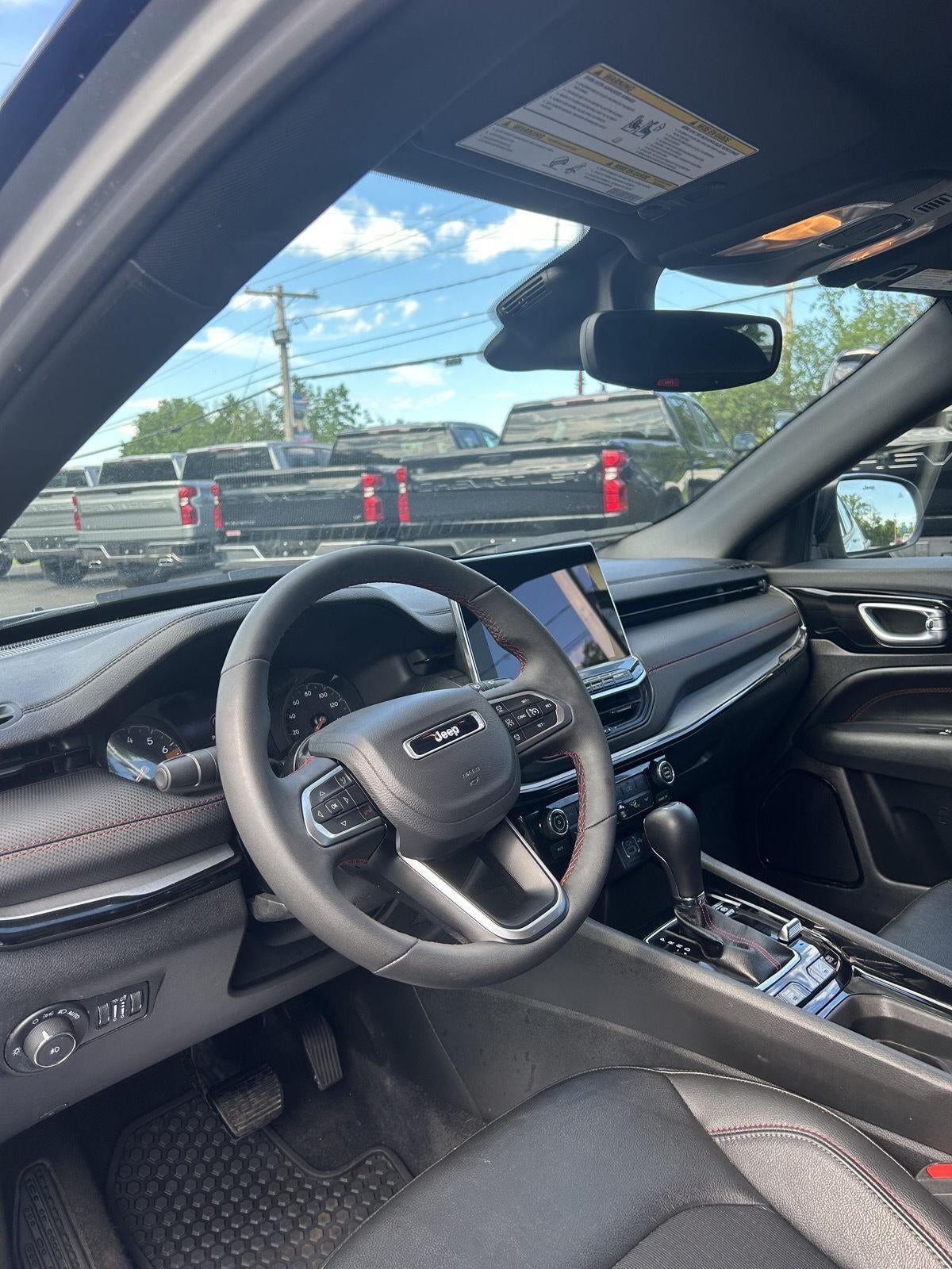 2025 Jeep Compass Trailhawk 4x4