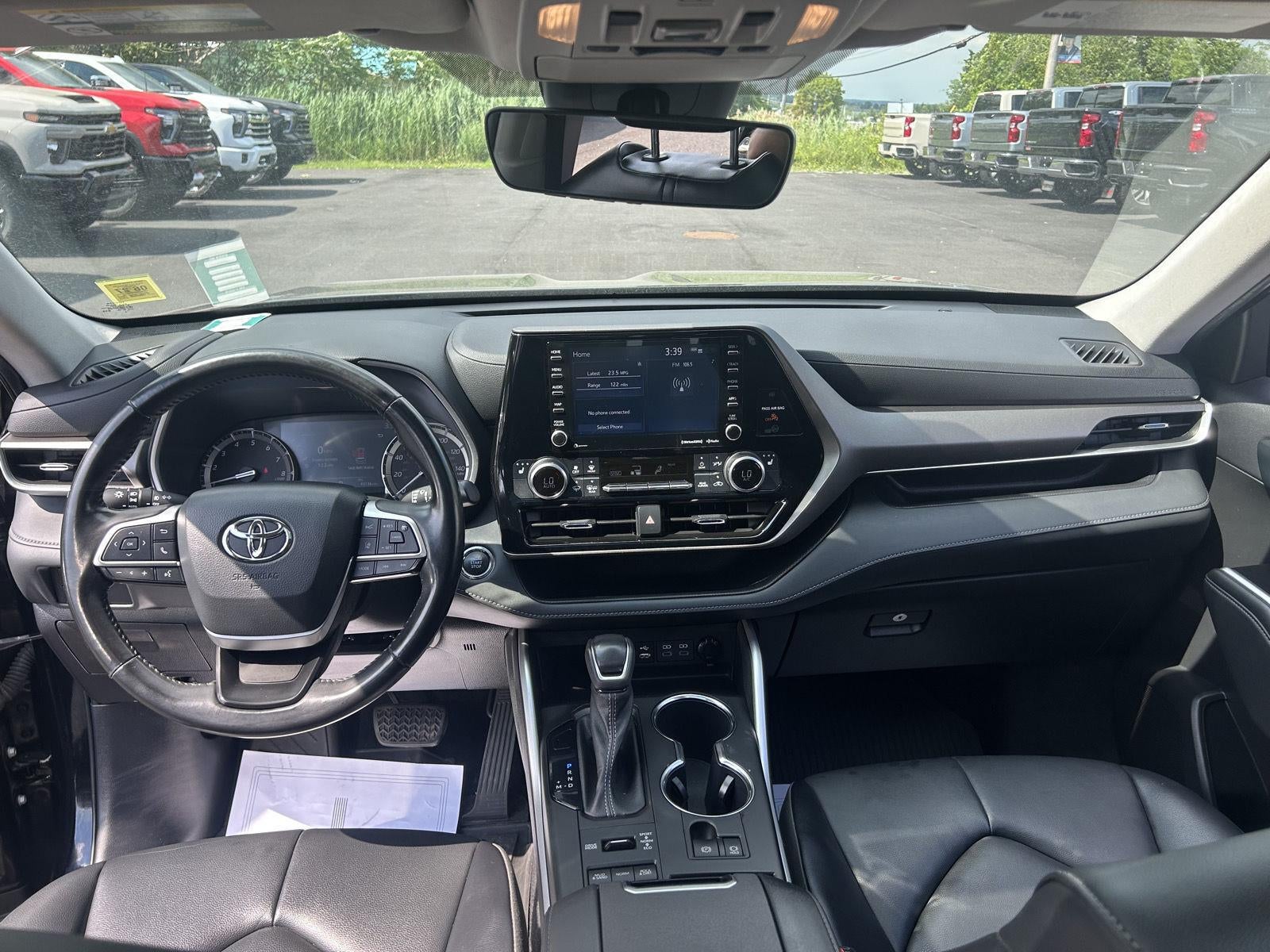 2022 Toyota Highlander XLE