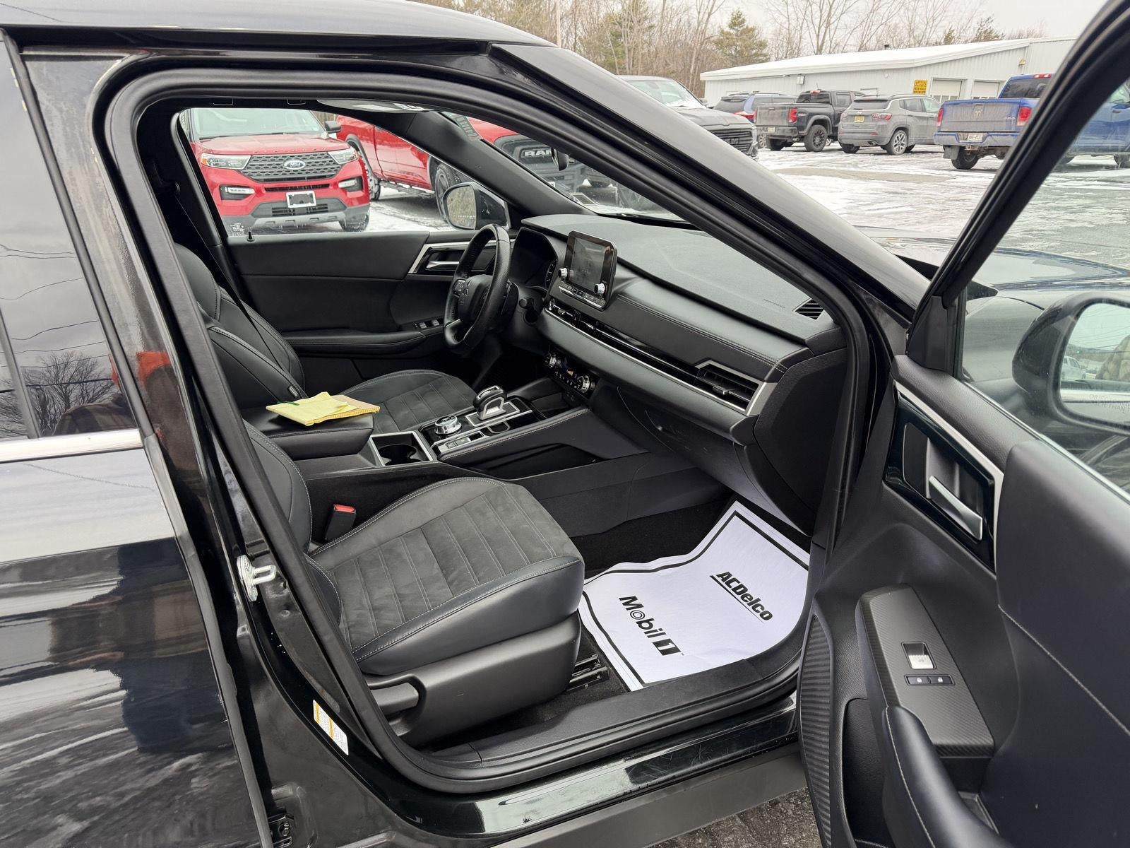 2022 Mitsubishi Outlander SE