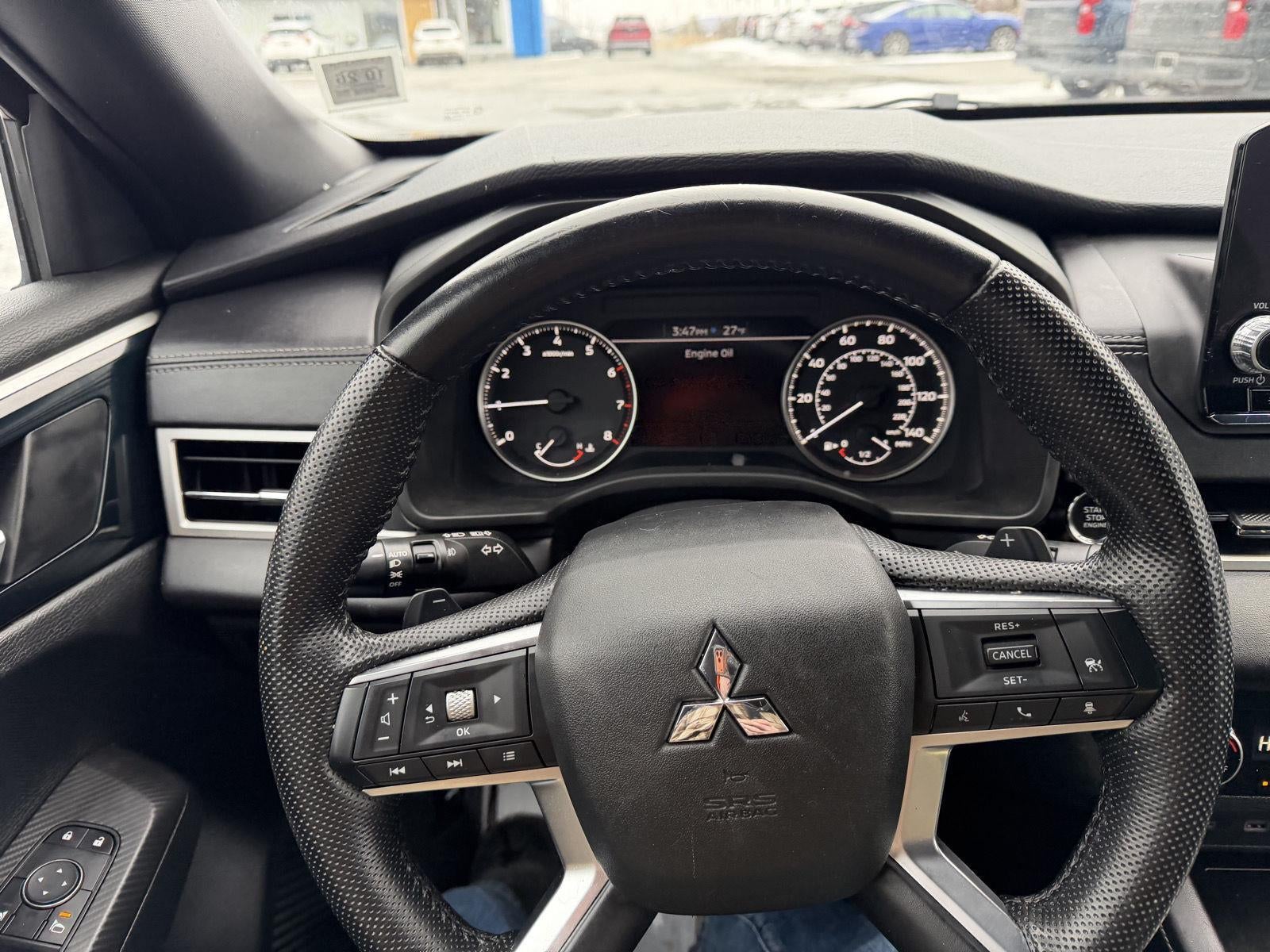 2022 Mitsubishi Outlander SE