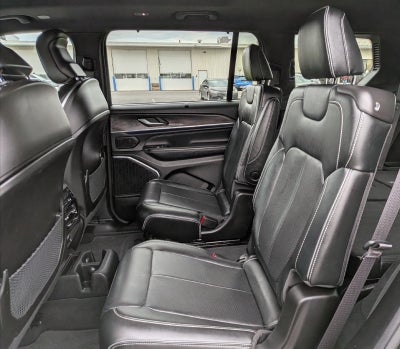 2023 Jeep Grand Cherokee L Overland 4x4