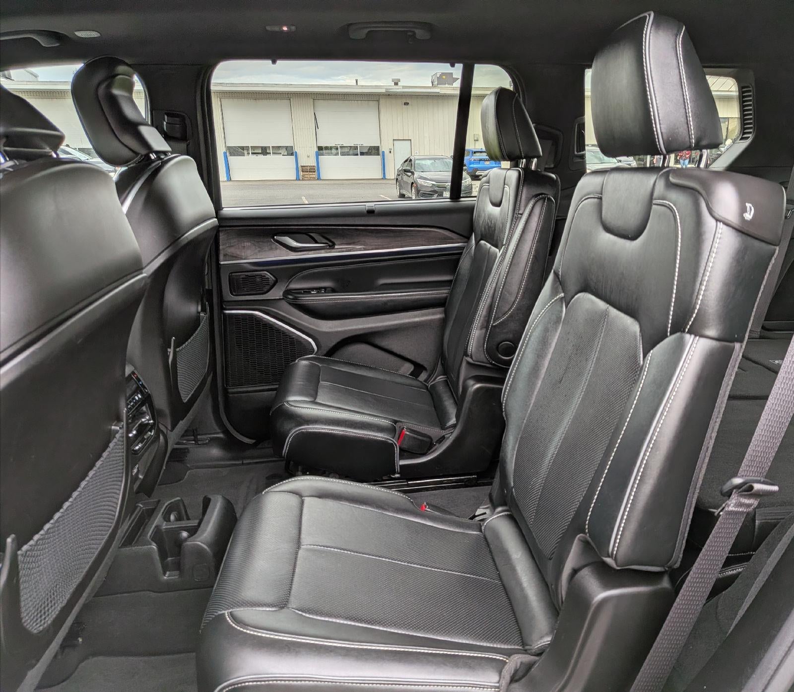 2023 Jeep Grand Cherokee L Overland 4x4