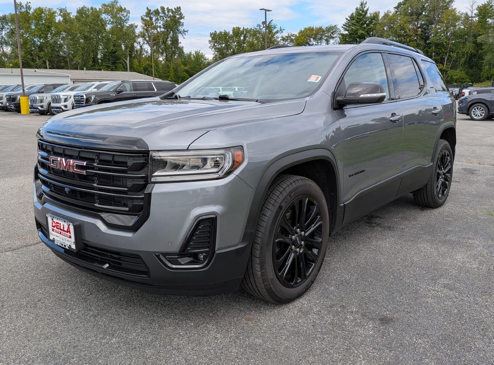 2021 GMC Acadia SLT