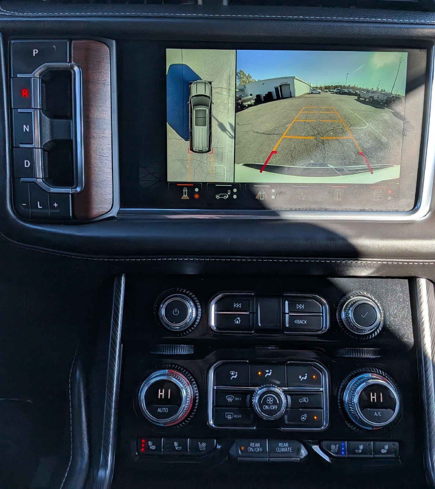 2023 GMC Yukon Denali Ultimate