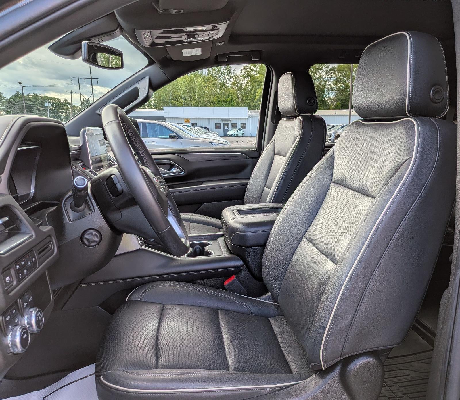 2022 GMC Yukon XL SLT