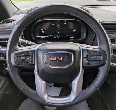2022 GMC Yukon XL SLT