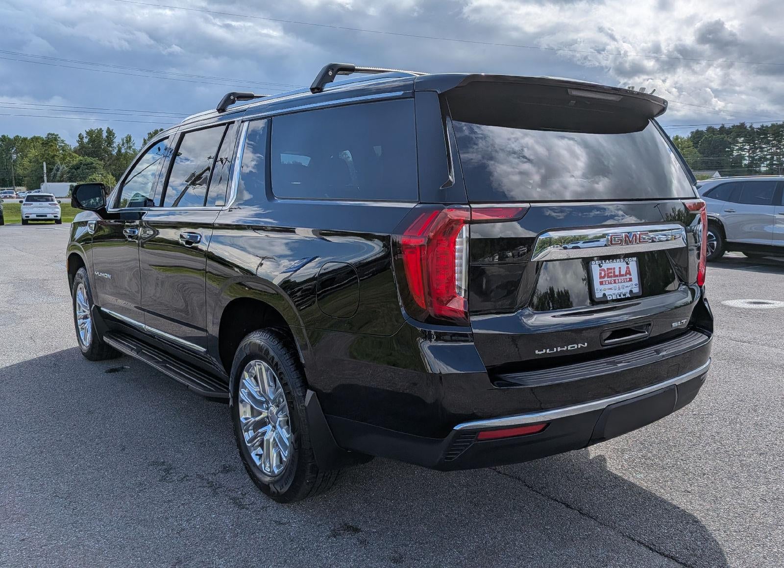 2022 GMC Yukon XL SLT