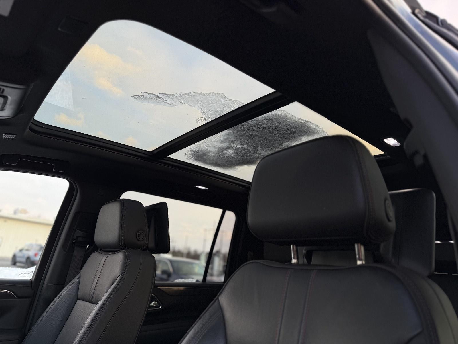 2021 Chevrolet Suburban RST