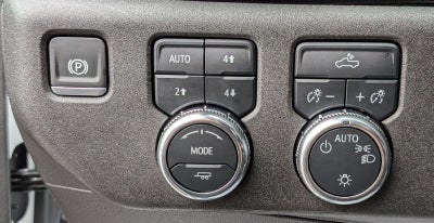 2025 GMC Sierra 1500 SLE