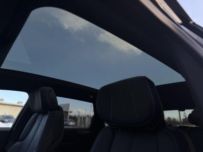 2025 Cadillac LYRIQ Luxury 1