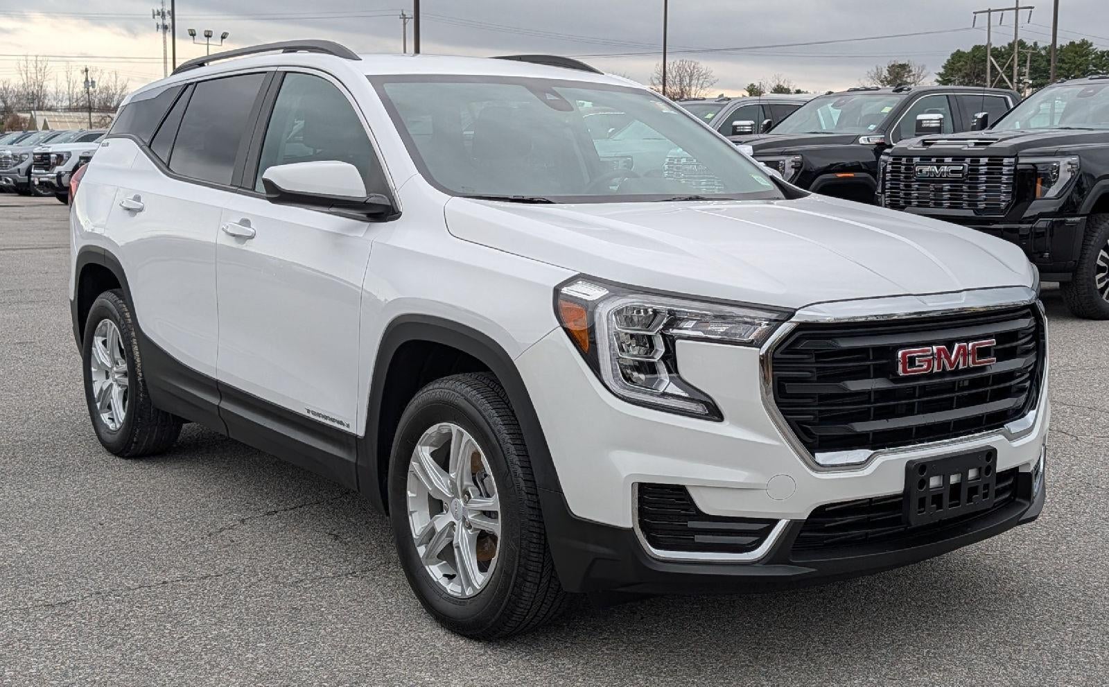 2023 GMC Terrain SLE