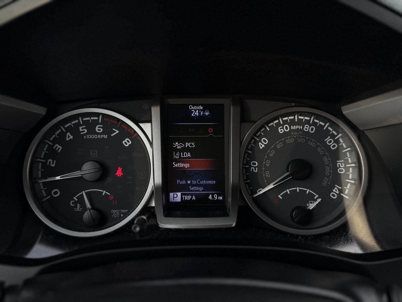 2022 Toyota Tacoma 4WD SR