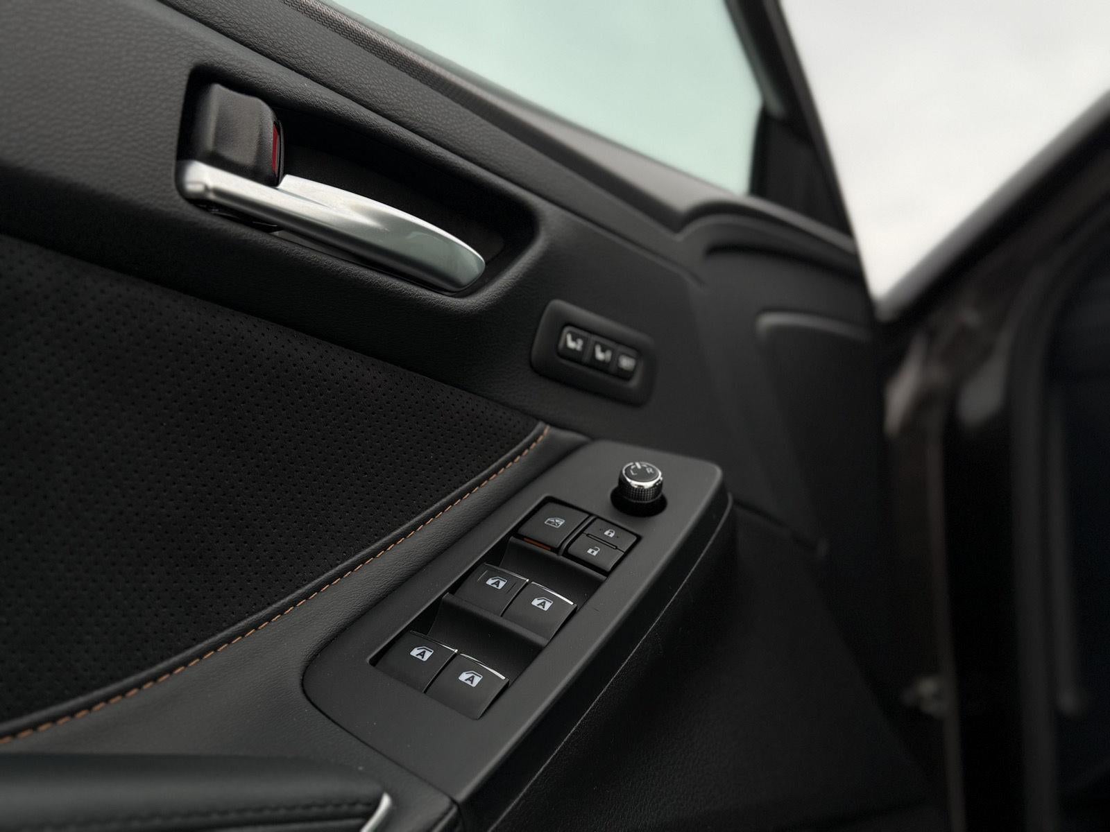 2019 Toyota Avalon XLE