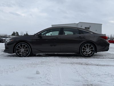 2019 Toyota Avalon XLE