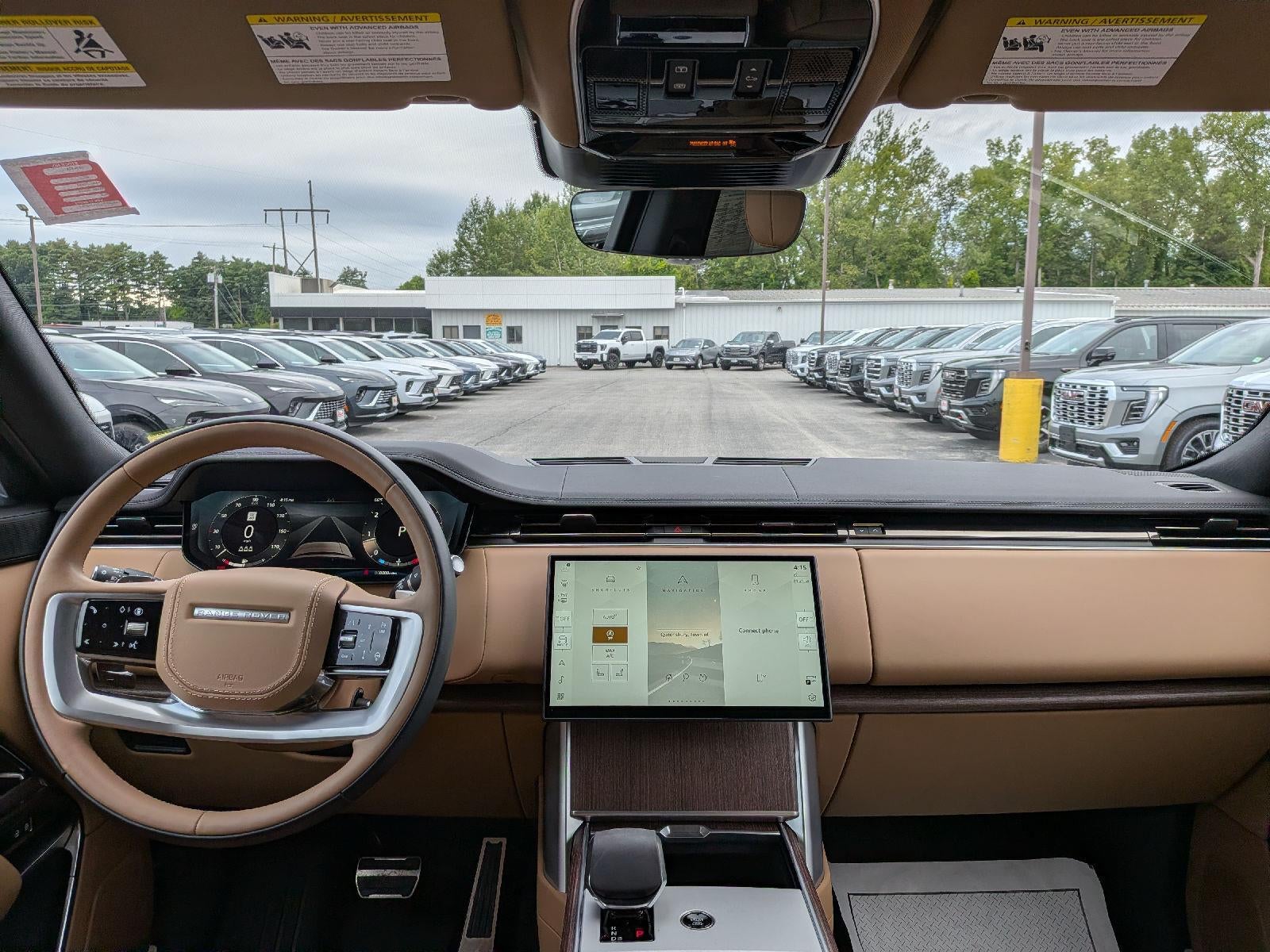 2025 Land Rover Range Rover P400 SE