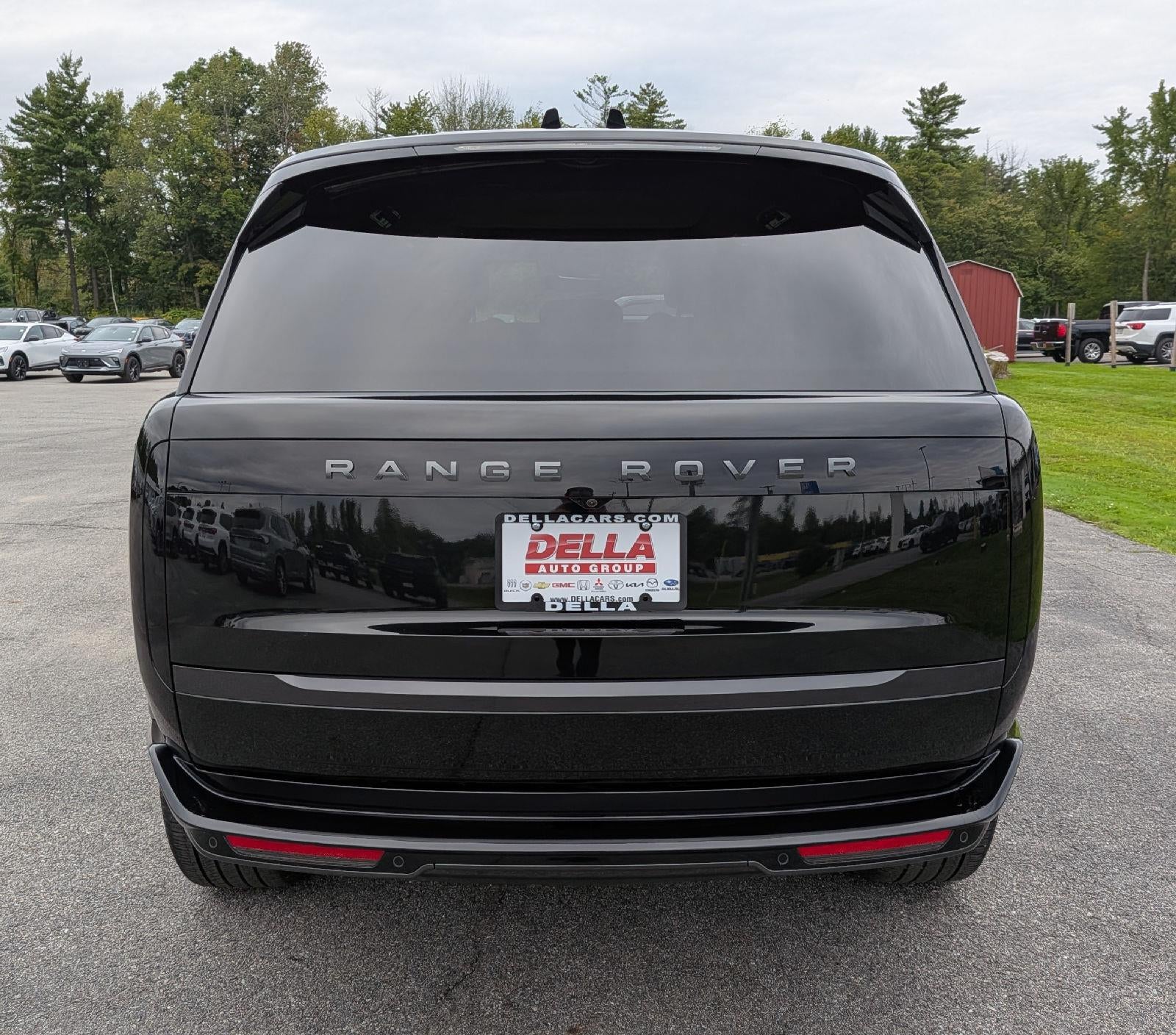 2025 Land Rover Range Rover P400 SE