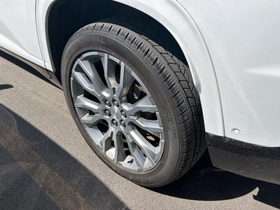 2024 GMC Acadia AWD Denali