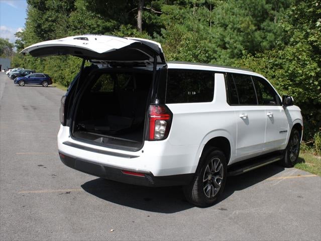 2024 Chevrolet Suburban LT