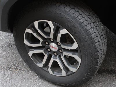 2024 GMC Canyon 4WD AT4