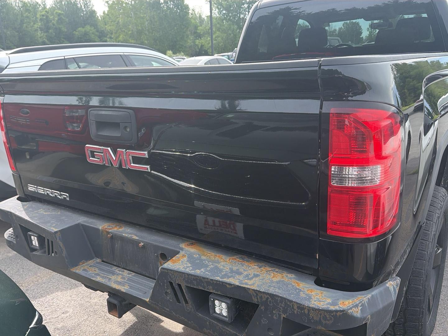 2016 GMC Sierra 1500 4WD Double Cab 143.5"