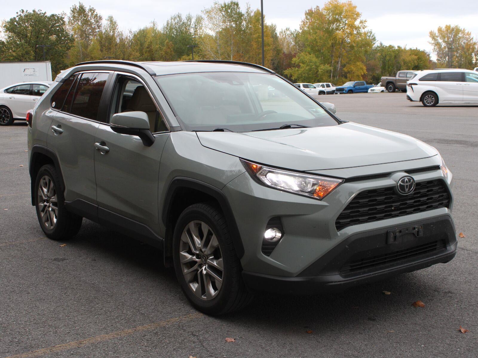 2020 Toyota RAV4 XLE Premium