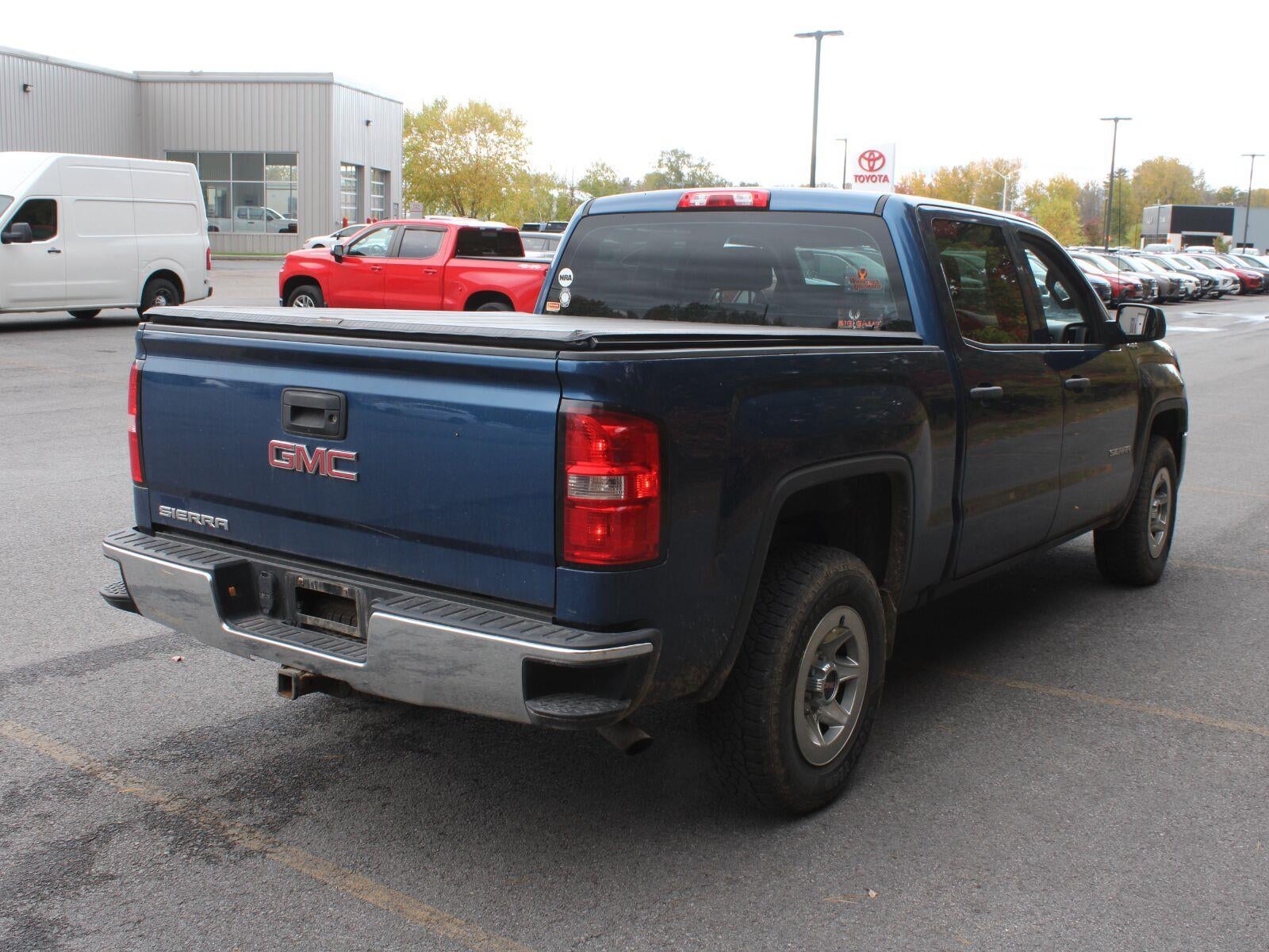 2016 GMC Sierra 1500 4WD Crew Cab 143.5"