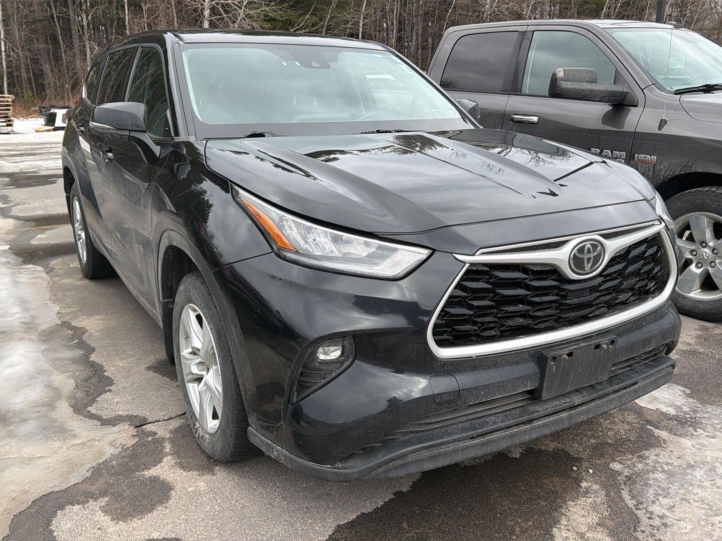 2020 Toyota Highlander LE