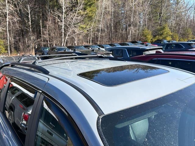 2025 Toyota Sienna Woodland Edition