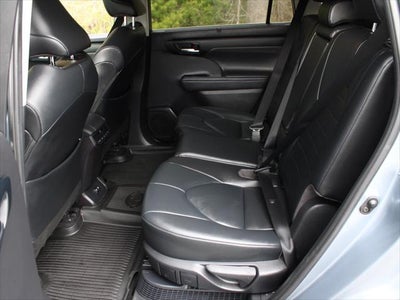 2021 Toyota Highlander Hybrid XLE