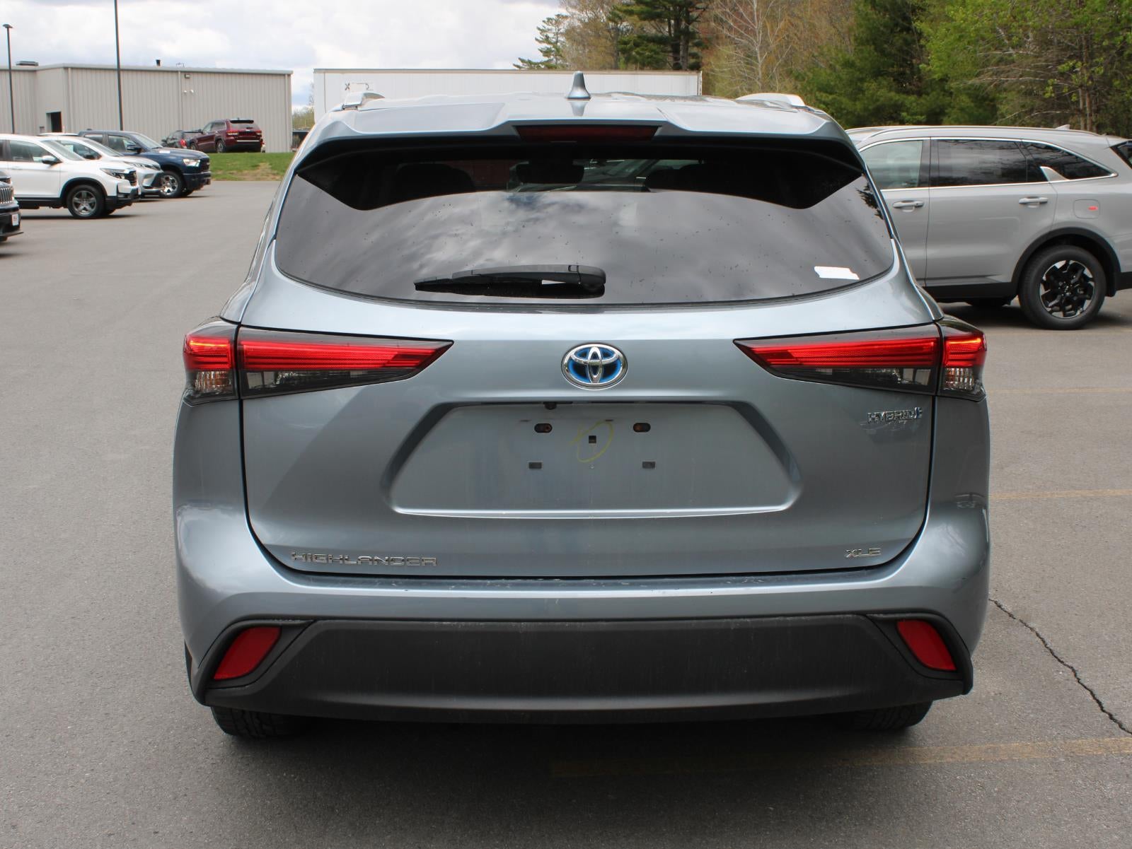 2022 Toyota Highlander Hybrid XLE