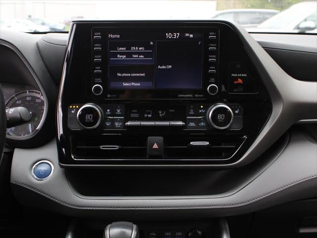 2022 Toyota Highlander Hybrid XLE
