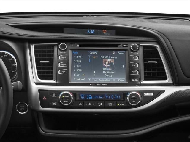2017 Toyota Highlander SE
