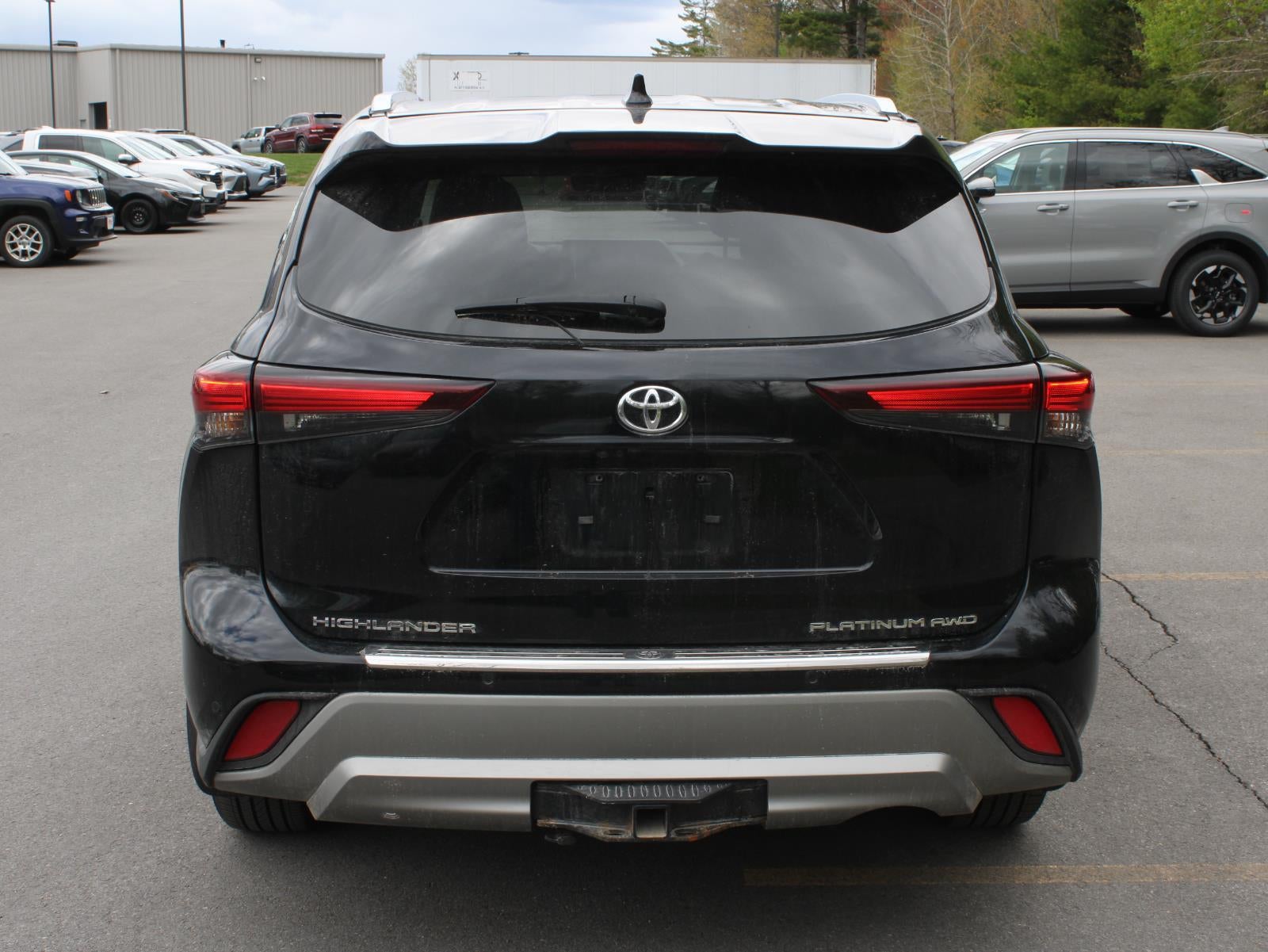 2024 Toyota Highlander Platinum