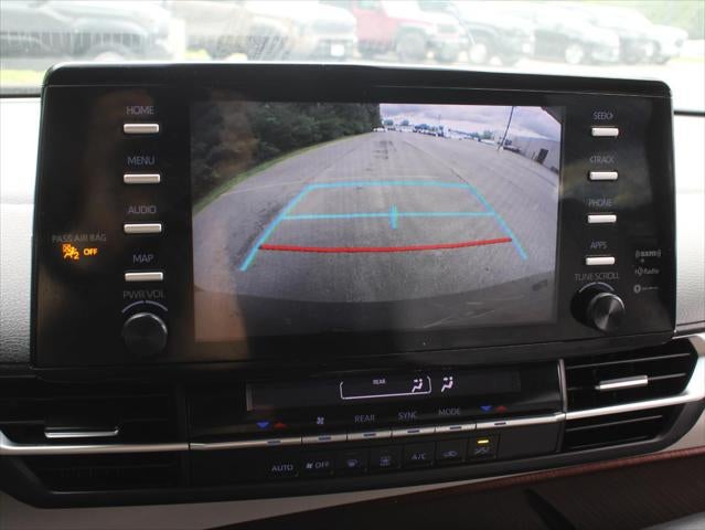 2022 Toyota Sienna LE