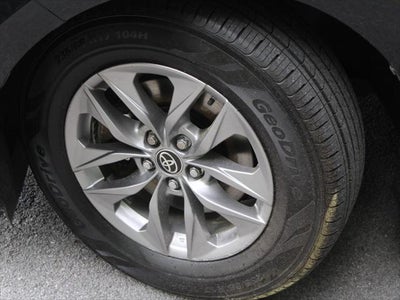 2022 Toyota Sienna LE