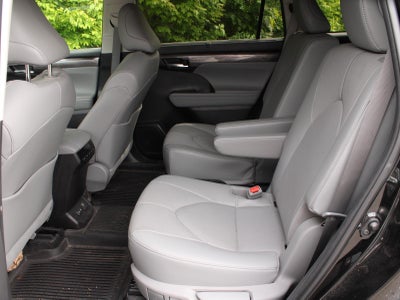 2023 Toyota Highlander Hybrid Limited