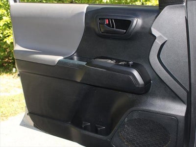 2017 Toyota Tacoma SR