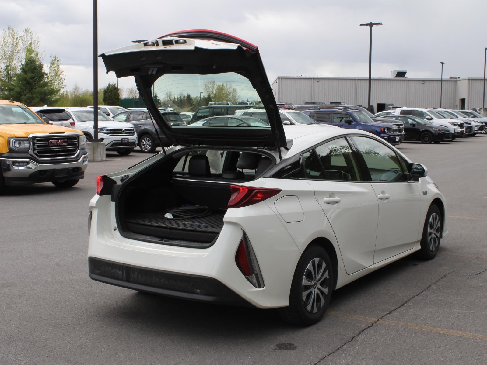 2020 Toyota Prius Prime XLE