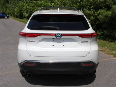 2023 Toyota Venza LE