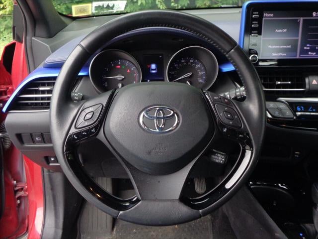 2022 Toyota C-HR XLE