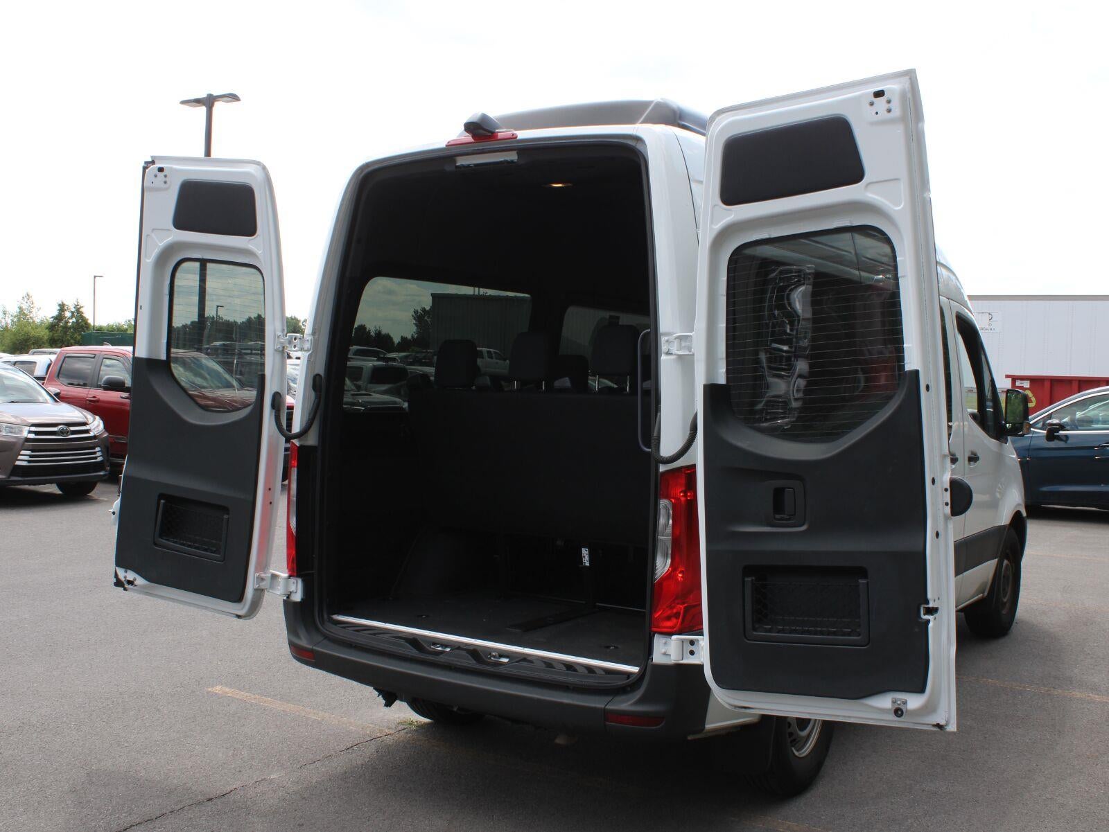 2025 Mercedes-Benz Sprinter Passenger Van 2500 Standard Roof I4 Diesel 144" RWD