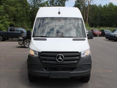 2025 Mercedes-Benz Sprinter Passenger Van 2500 Standard Roof I4 Diesel 144" RWD