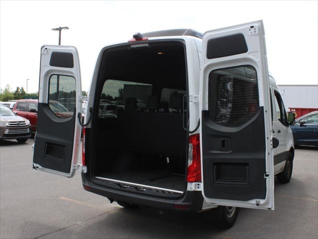 2025 Mercedes-Benz Sprinter Passenger Van 2500 Standard Roof I4 Diesel 144" RWD