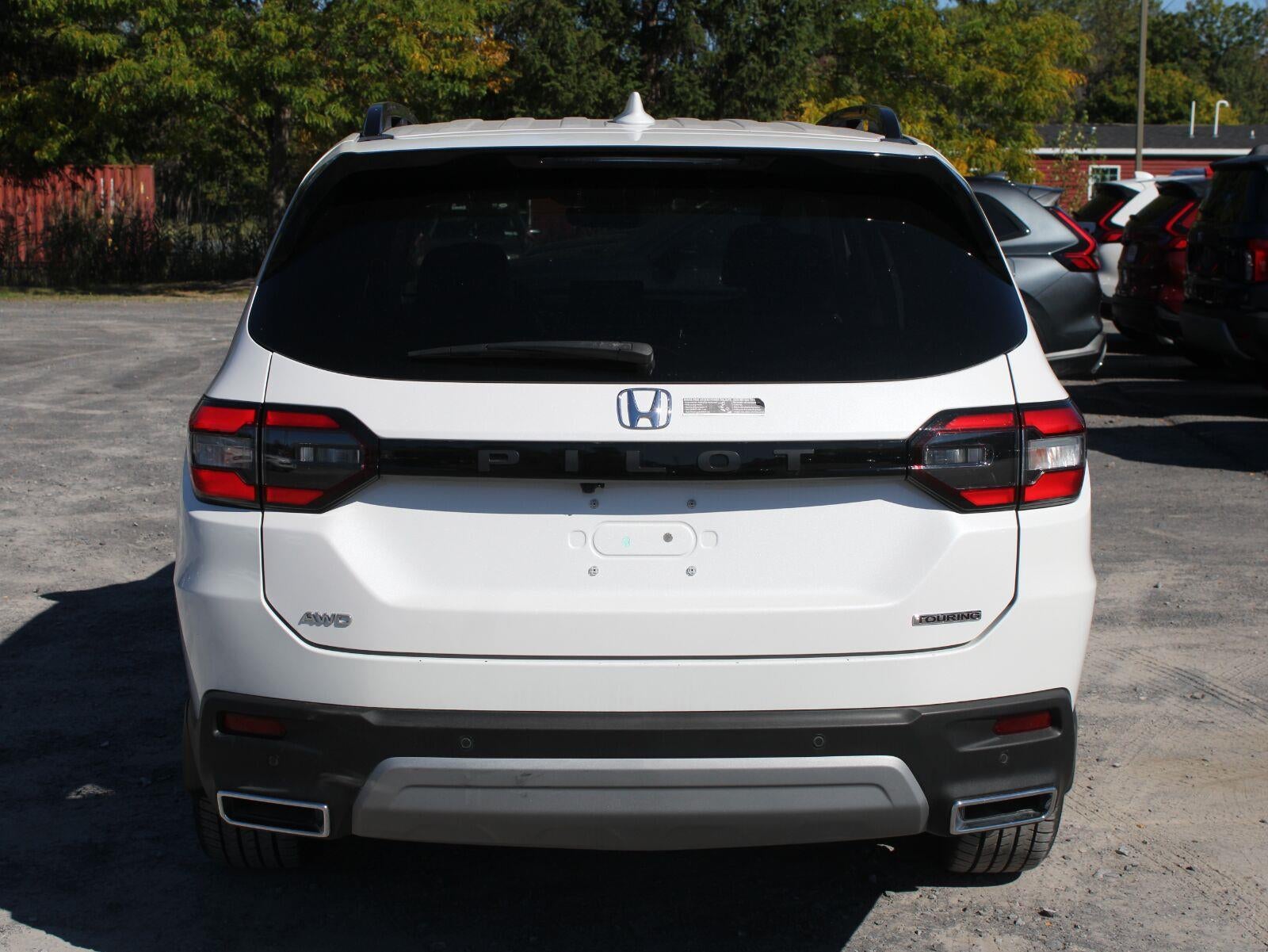 2024 Honda Pilot Touring