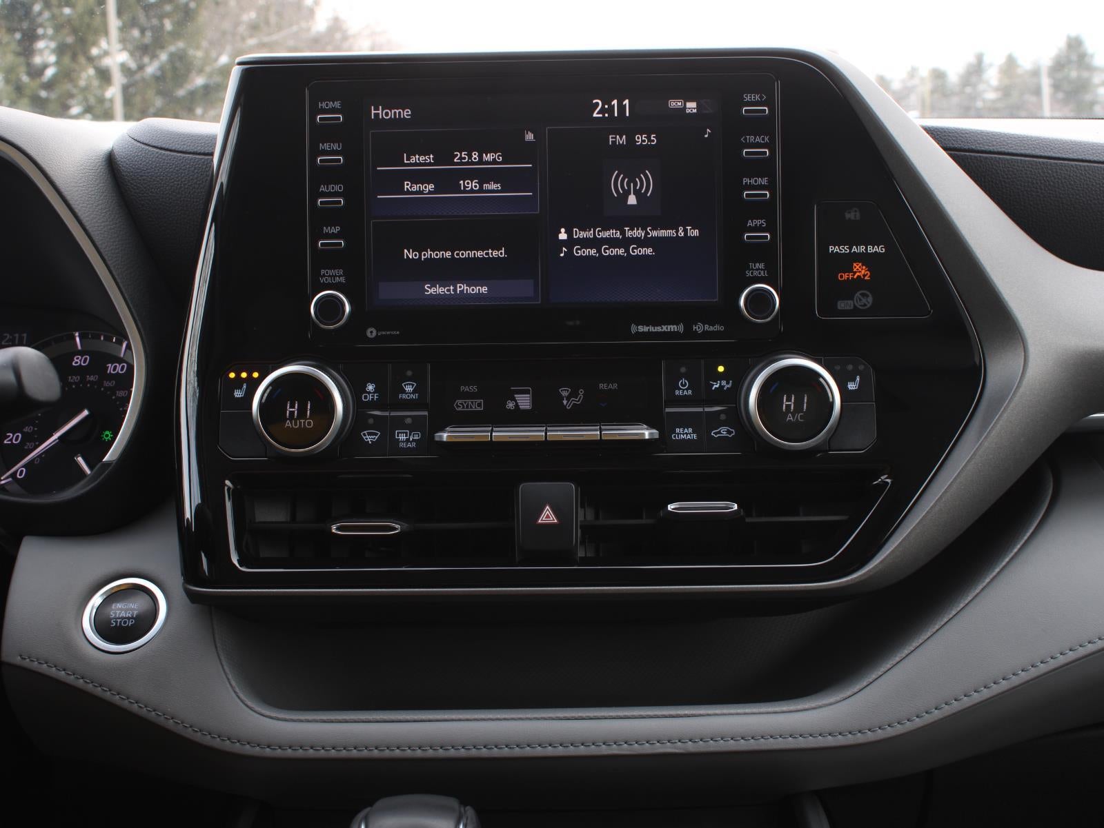 2020 Toyota Highlander XLE All Wheel Drive Automatic