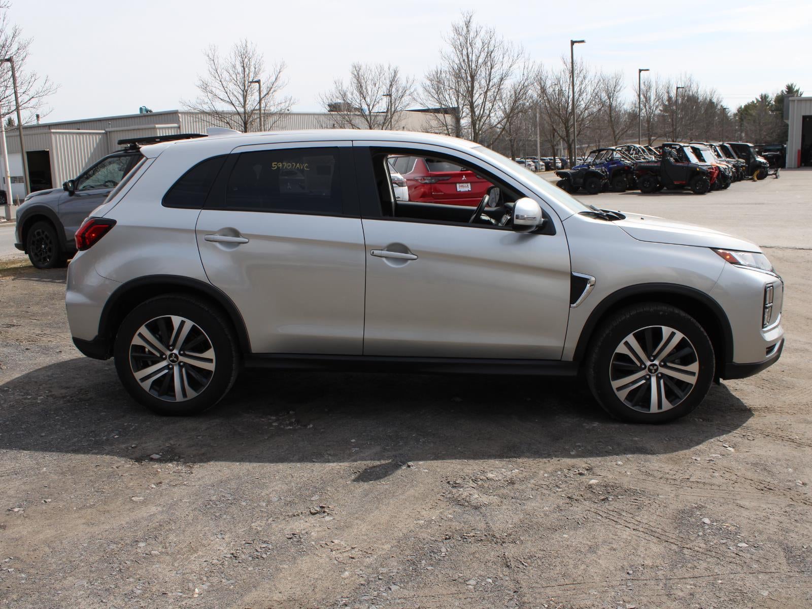 2025 Mitsubishi Outlander Sport SE