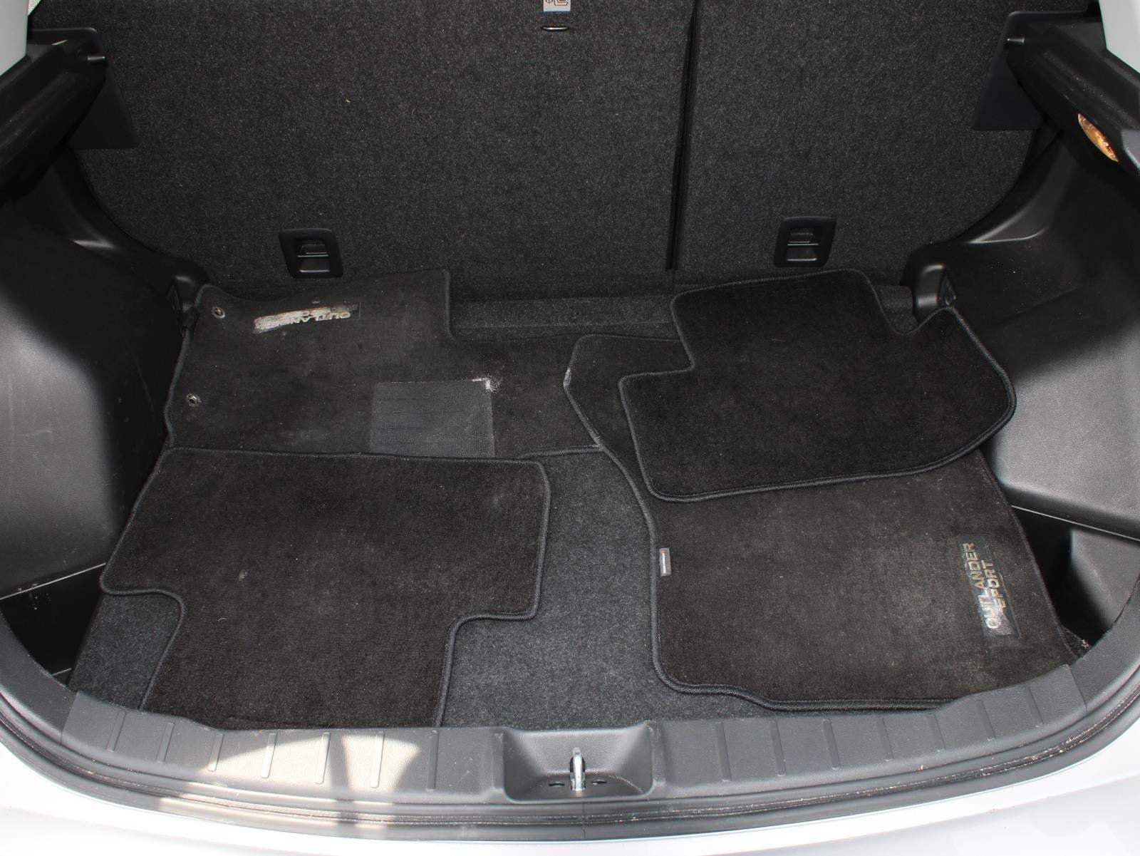 2025 Mitsubishi Outlander Sport SE