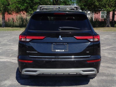 2022 Mitsubishi Outlander SE