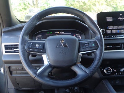 2024 Mitsubishi Outlander SE Black Edition w/Pano Roof